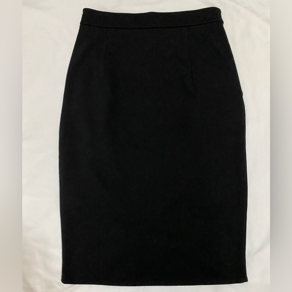 Banana Republic Pencil Skirt, Black, 24/00 Petite - Picture 2 of 4